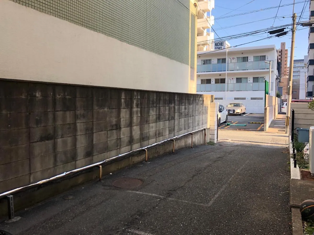 Vendégház Guesthouse Shiawase Eki Fukuoka